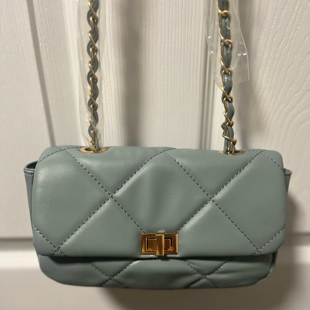 New Dusty Blue Rectangular Quilted Chain Strap Clasp Bag - Picture 5 of 8